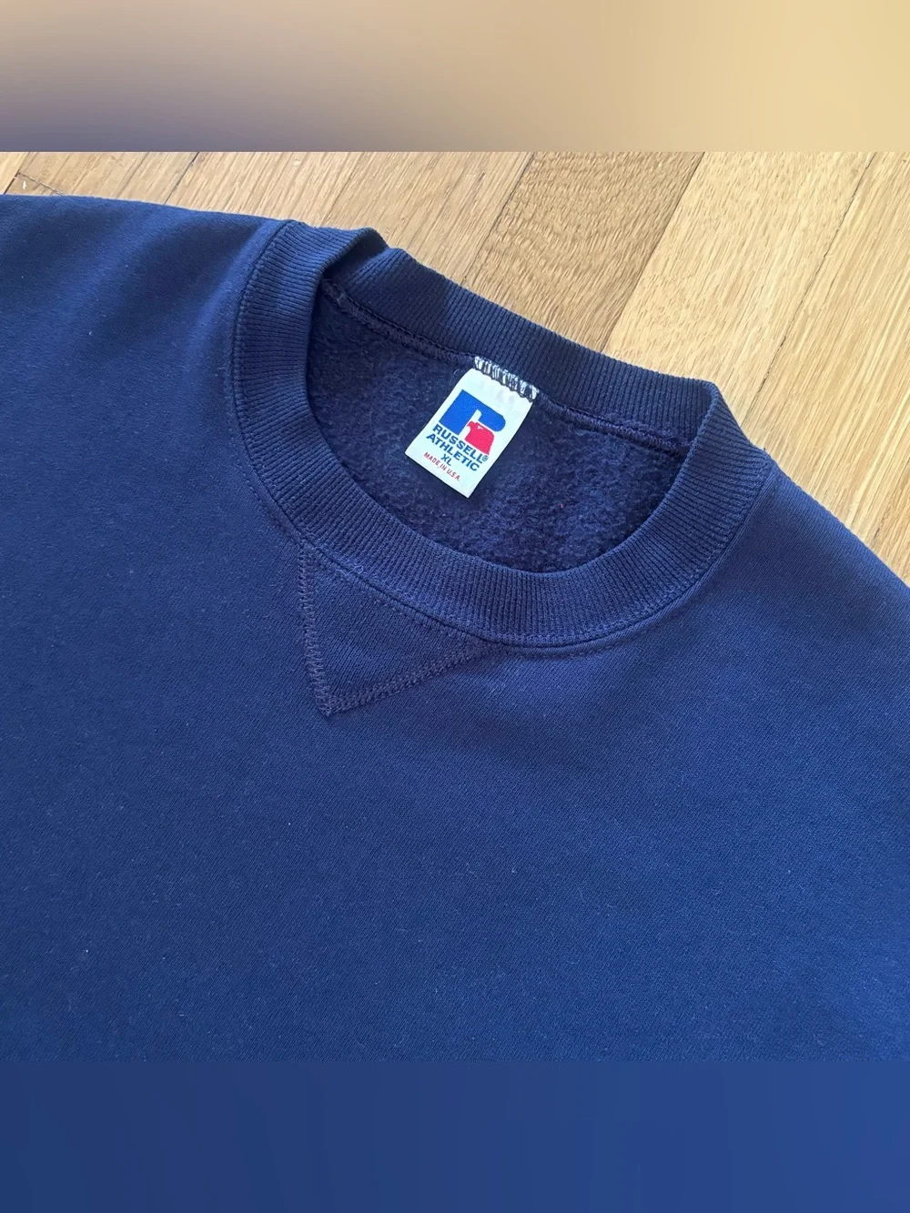 Vintage 90s Russell Athletic Sweatshirt XL Navy Blue V Stitch Blank Made In USA